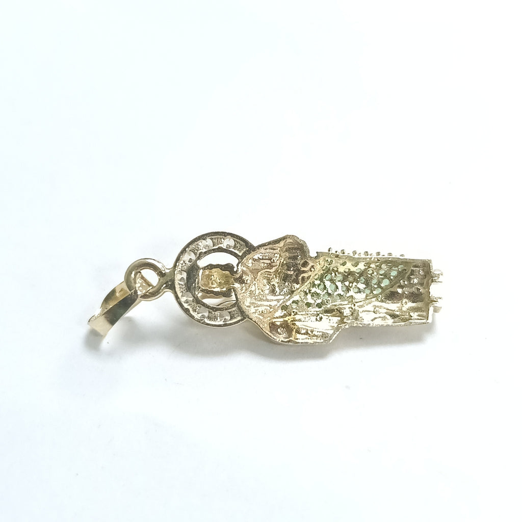 DIJE SAN JUDAS CON PIEDRAS DE COLOR 14K 1.6 GR (NUEVO)