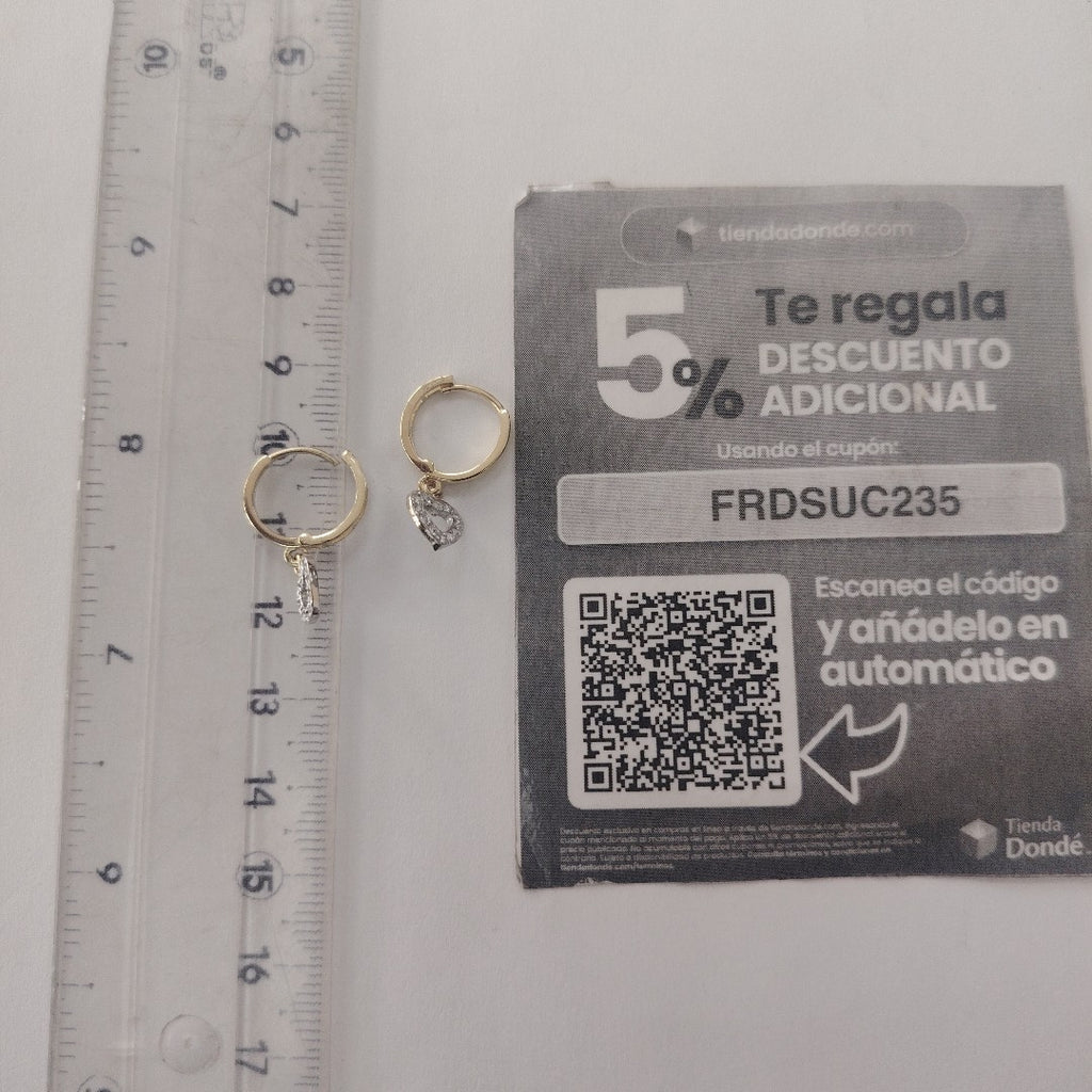 ARETES HUGGIES CON DIJE CORAZON Y CIRCONIAS 14K 2.2 GR (NUEVO)