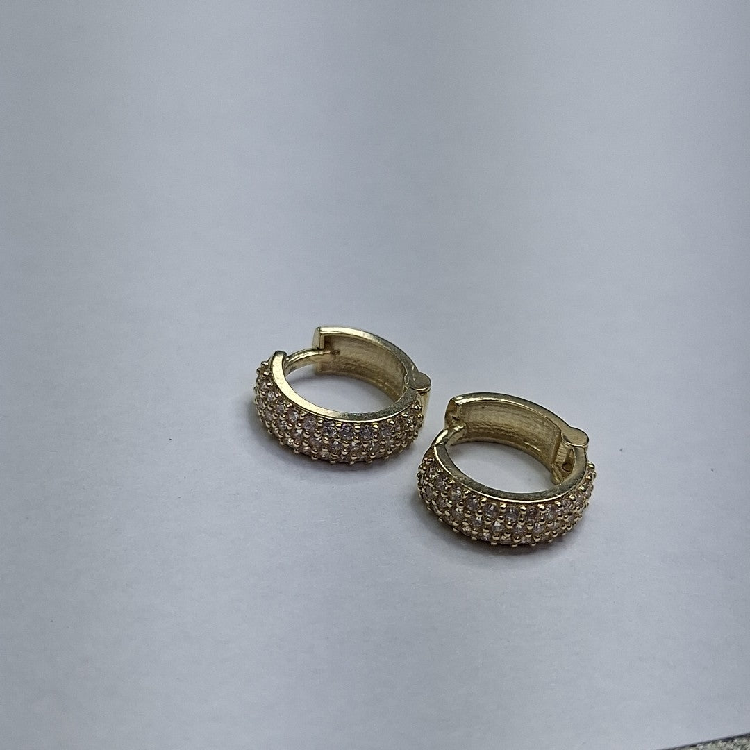 ARETES HUGGIE CON CIRCONIAS 14K 2.1 GR (NUEVO)