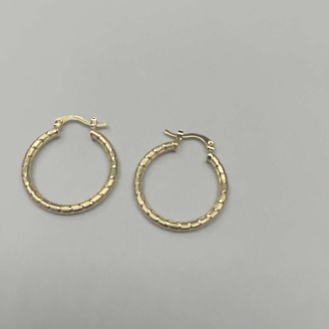 ARETES ARRACADAS LABRADAS 14K 3.3 GR (NUEVO)