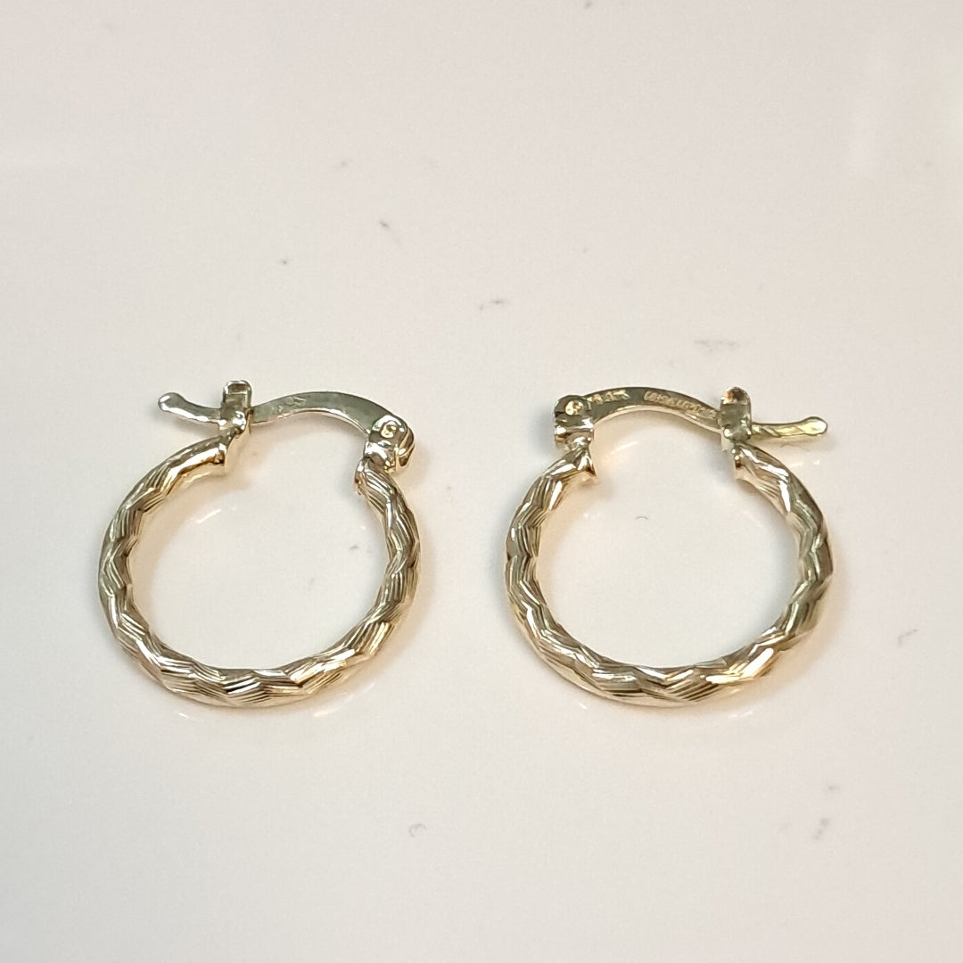 ARETES ARRACADAS TRENZADAS 14K 18 1.6 GR (NUEVO)
