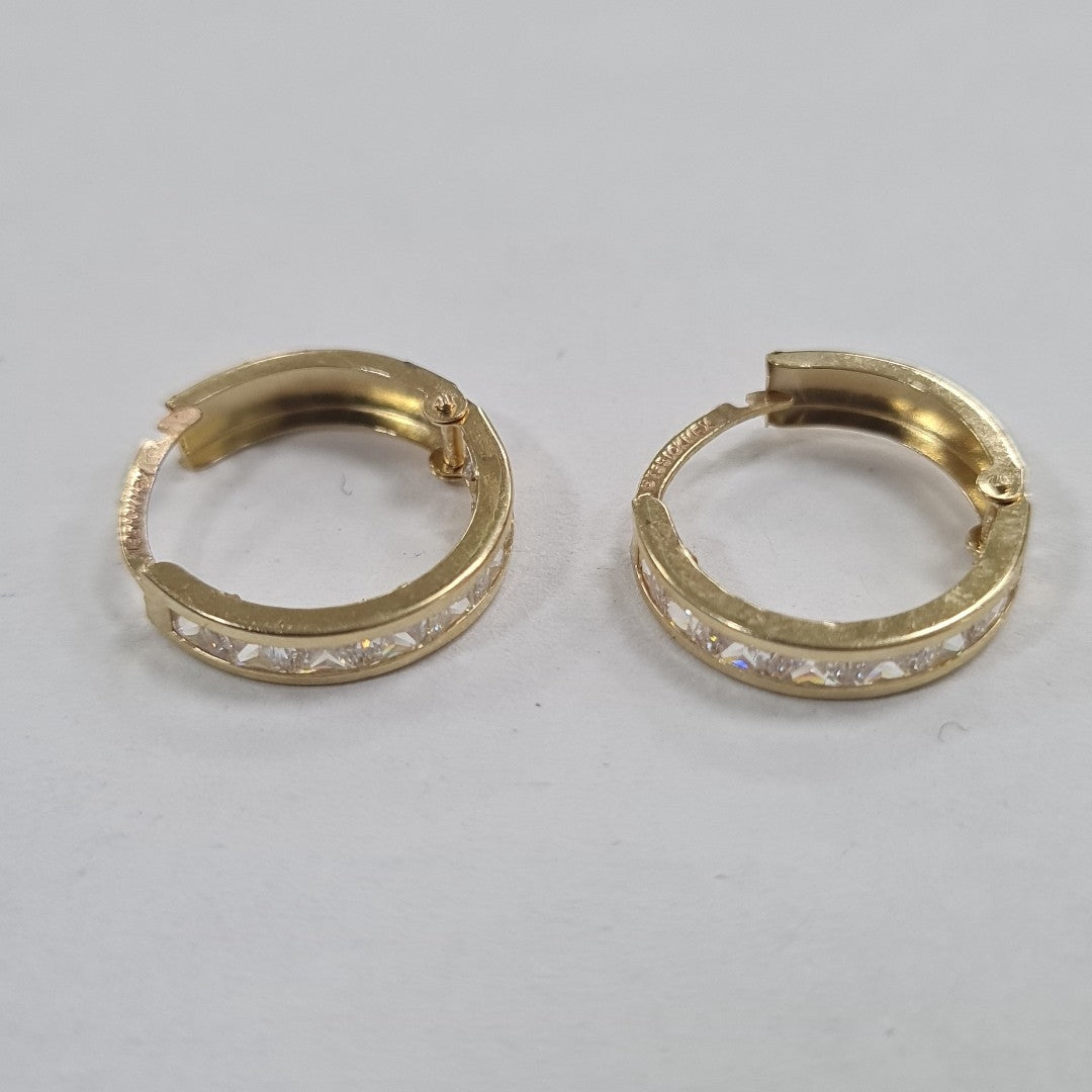 ARETES ARRACADAS C CIRCONIAS 10K 1.4 GR (NUEVO)