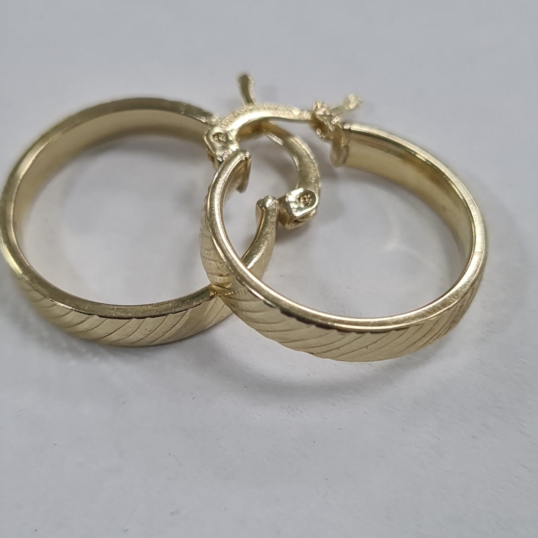 ARETES ARRACADA ASTRIADA 10K 1.8 GR (NUEVO)