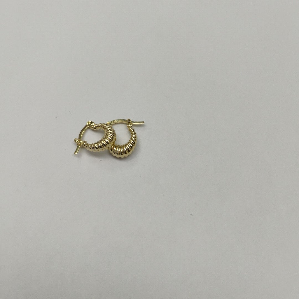 ARETES ARRACADA ESTRIADAS 14K 1.1 GR (NUEVO)