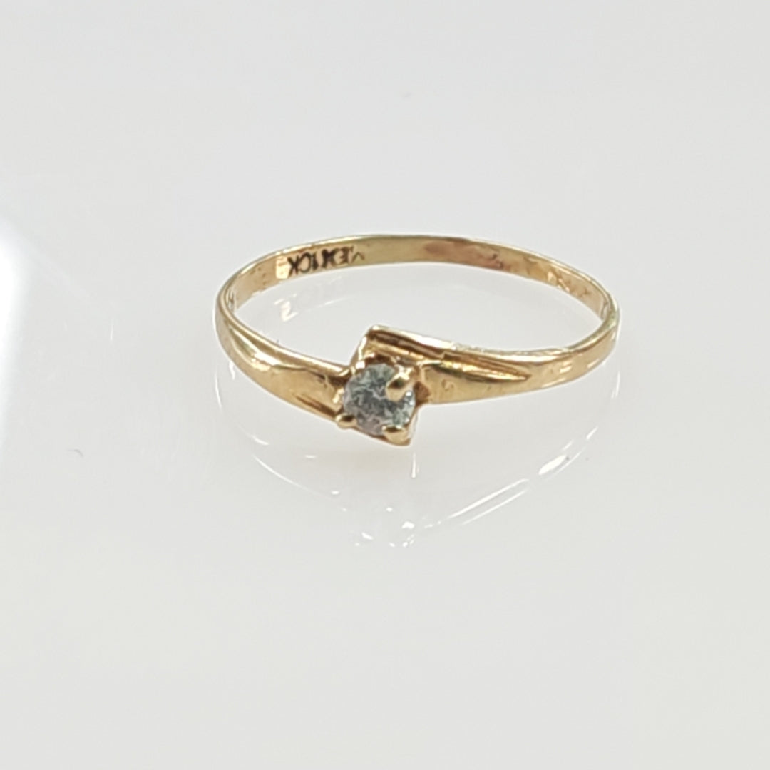 ANILLO ORO 10 K 0.5 GRMS (SEMINUEVO)