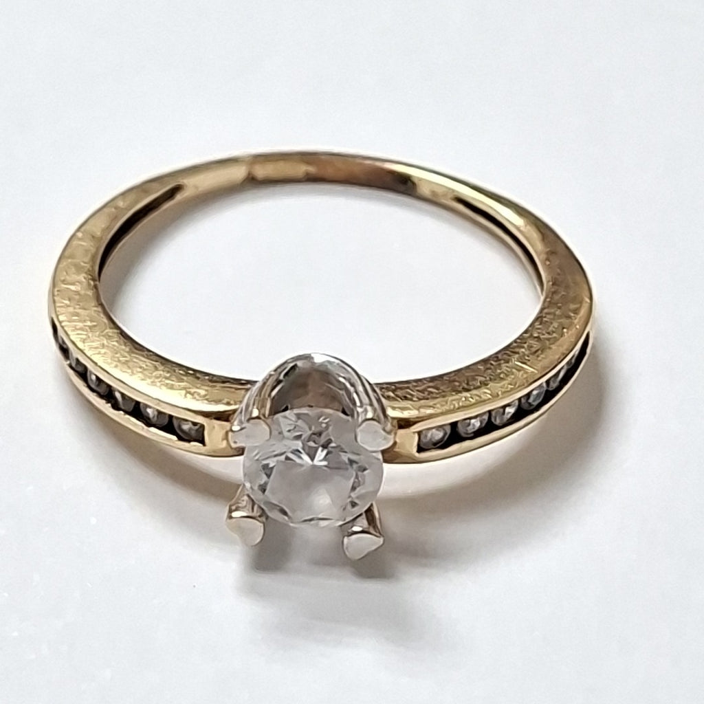 ANILLO ORO 10 K 2,70 GRMS (SEMINUEVO)