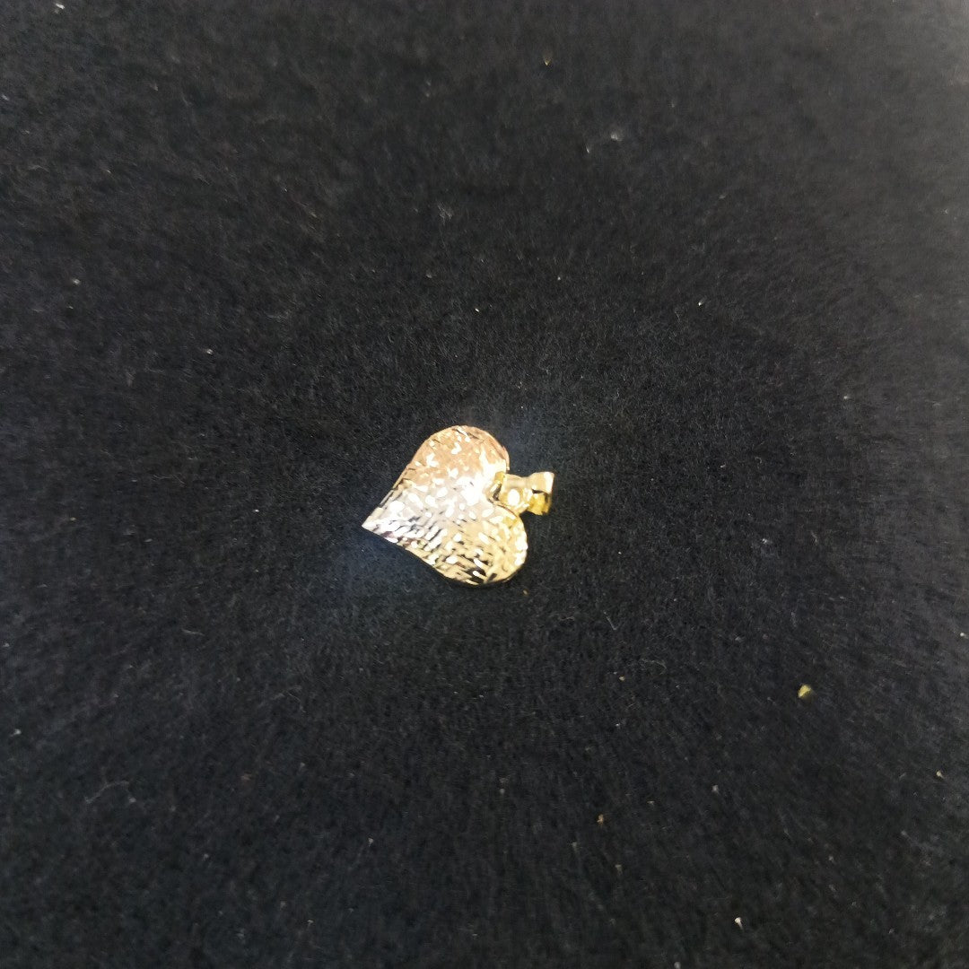 DIJE TEJIDO CORAZON LABRADO COMBINADO 14K 1.2 GR (NUEVO)