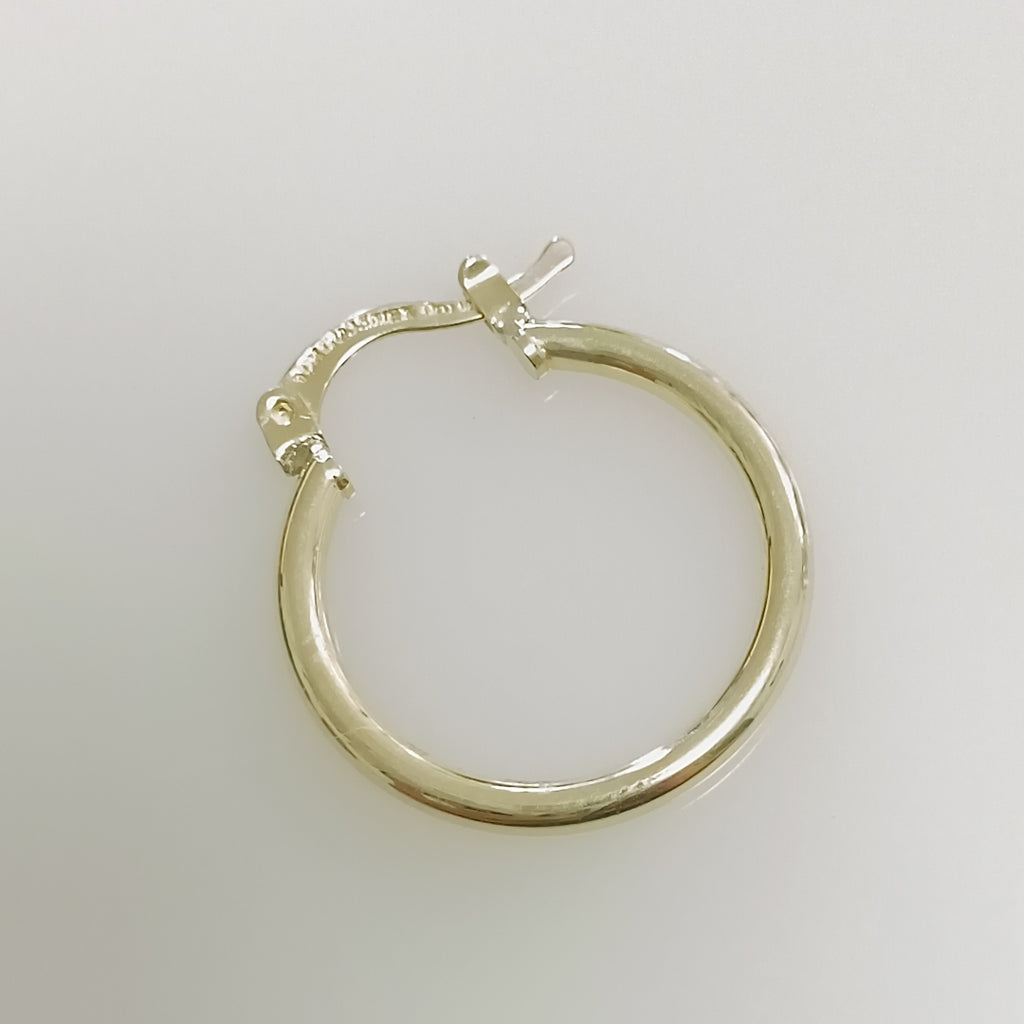 ARETES TEJIDO ARRACADAS LISAS 14K 1.2 GR (NUEVO)