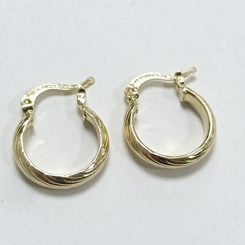 ARETES ARRACADA ASTRIADA 14K 1.6 GR (NUEVO)