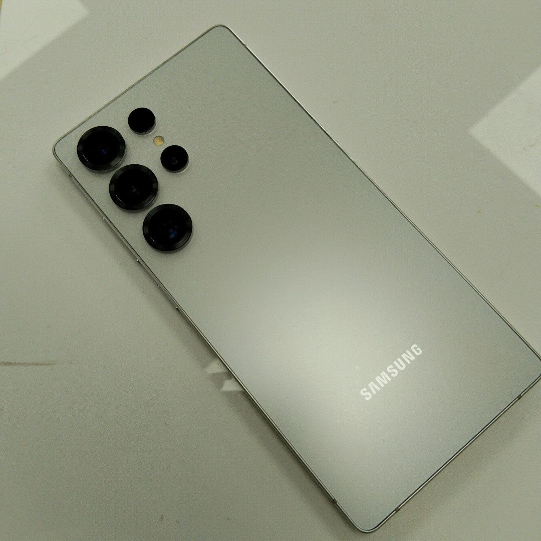 CELULAR SAMSUNG GALAXY S25 ULTRA SM-S938B (2025) 256 GB 12 GB RAM (SEMINUEVO)
