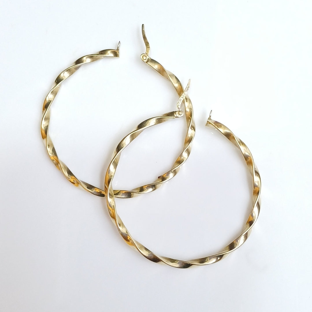 ARRACADAS PAR ORO 14 K 6 GRMS (SEMINUEVO)