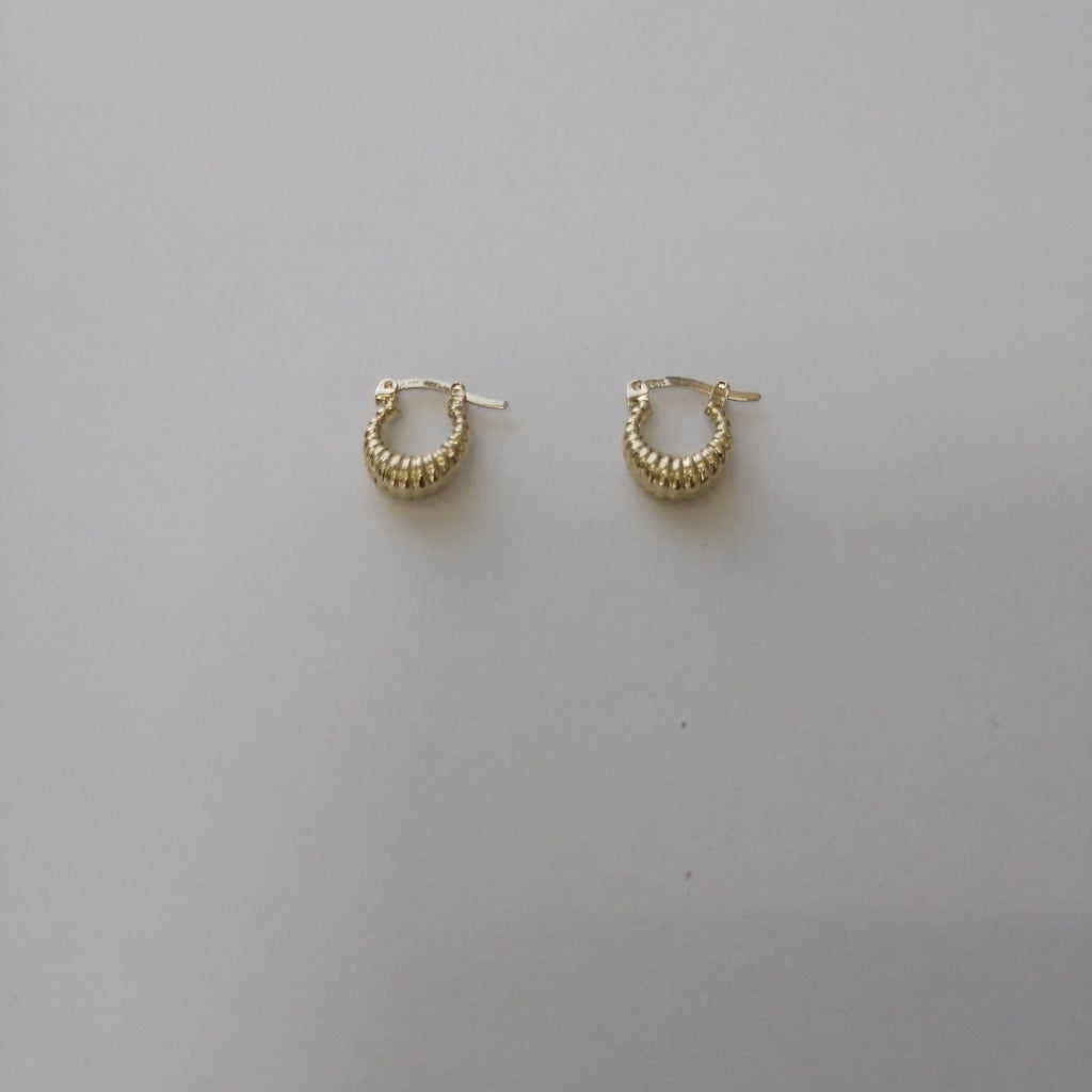 ARETES ARRACADA ESTRIADAS 14K 1.1 GR (NUEVO)
