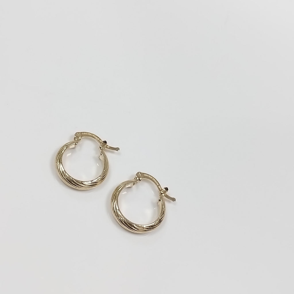 ARETES ARRACADA ASTRIADA 14K 1.7 GR (NUEVO)