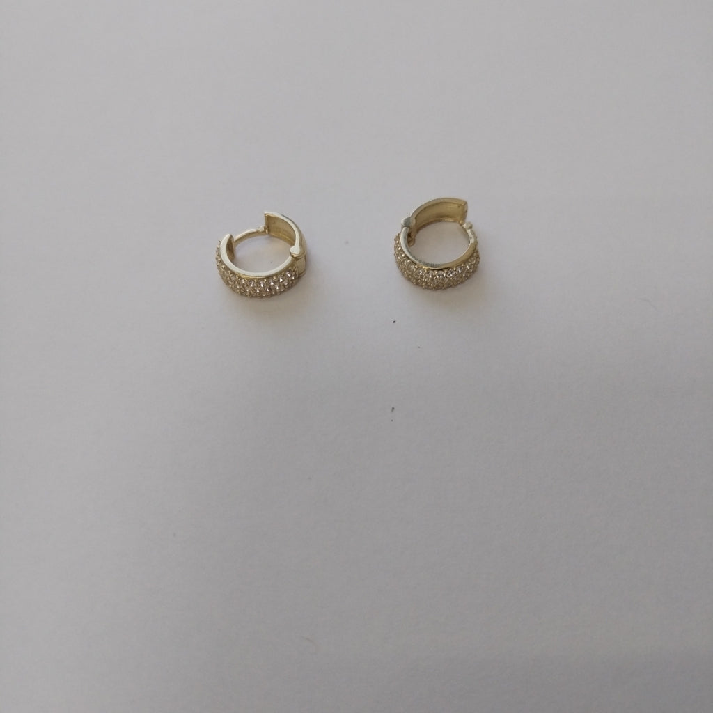 ARETES HUGGIE CON CIRCONIAS 14K 2.1 GR (NUEVO)
