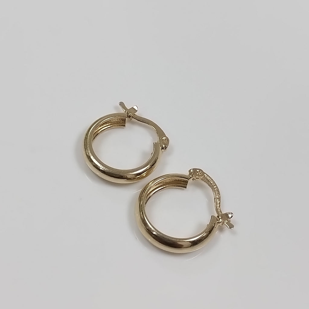ARETES TEJIDO ARRACADAS LISAS 14K 2.1 GR (NUEVO)