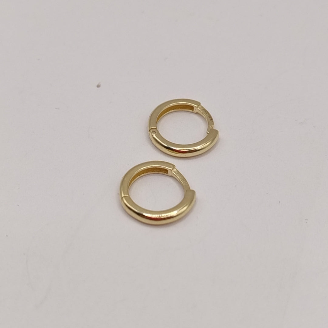ARETES HUGGIES LISAS 14K 1.3 GR (NUEVO)