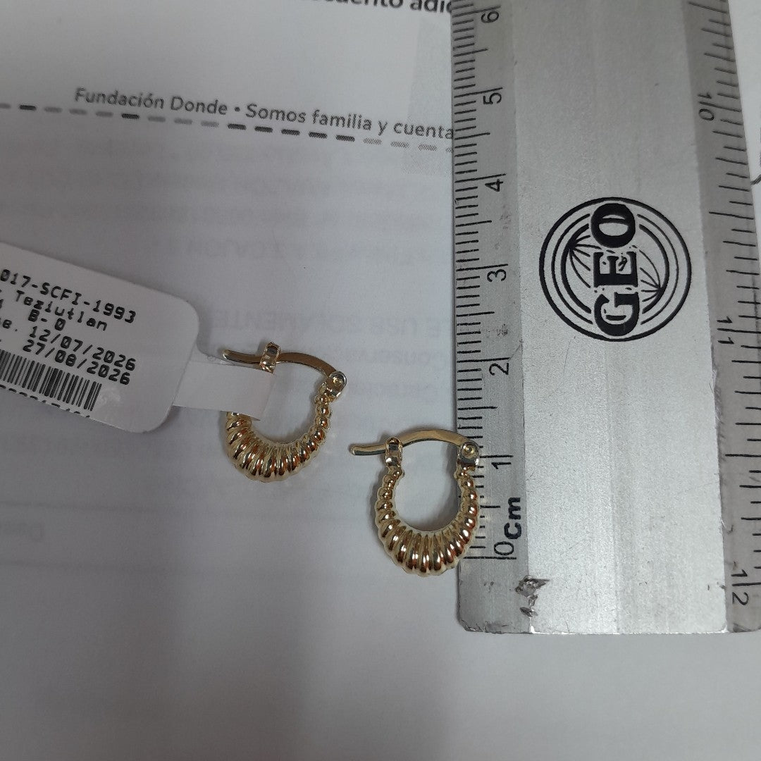 ARETES ARRACADA ESTRIADAS 14K 1.1 GR (NUEVO)