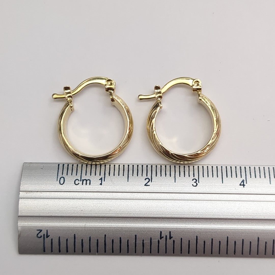ARETES ARRACADA ASTRIADA 14K 1.6 GR (NUEVO)