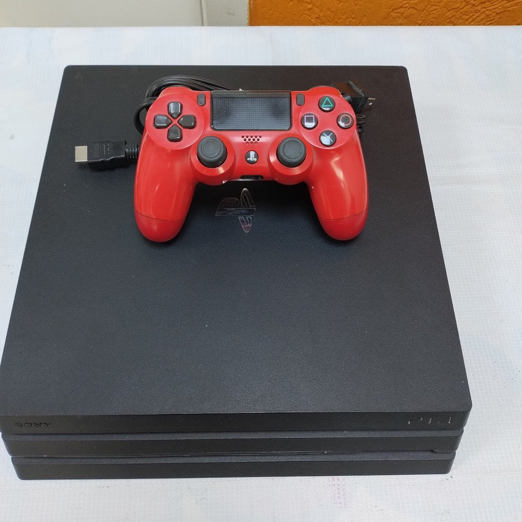 CONSOLA DE VIDEOJUEGO SONY PS4 PRO 1 TB (SEMINUEVO)