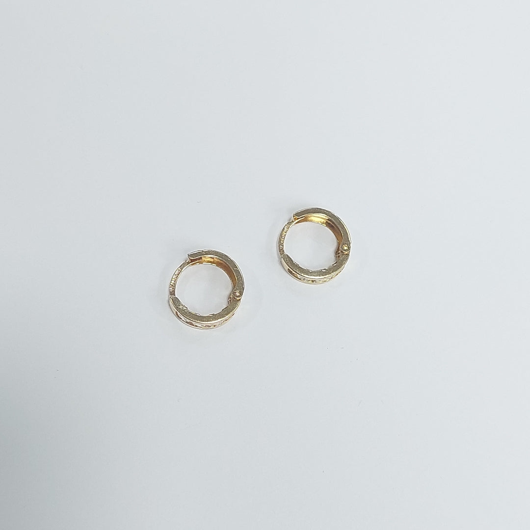 ARETES ARRACADAS C CIRCONIAS 10K 1.2 GR (NUEVO)