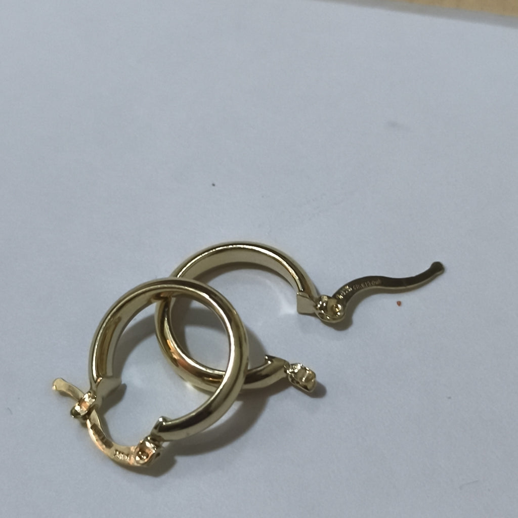 ARETES ARRACADA LISA 14K 1.7 GR (NUEVO)