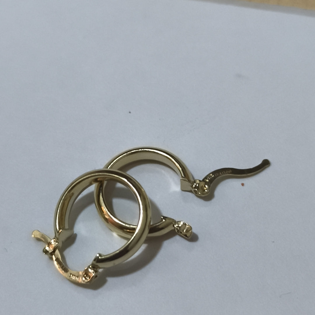 ARETES ARRACADA LISA 14K 1.7 GR (NUEVO)