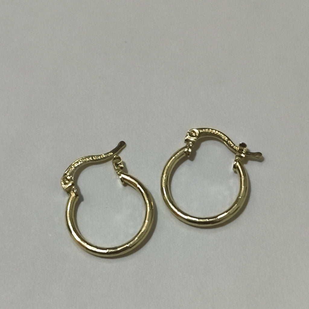 ARETES ARRACADAS ESTRIADAS 14K 1.4 GR (NUEVO)