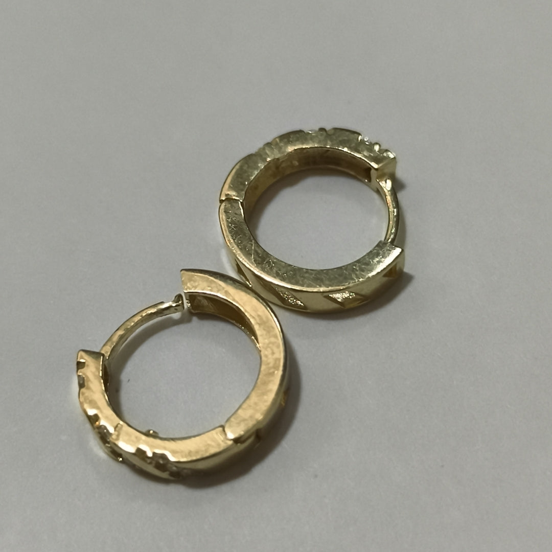 ARETES HUGGIES CON CIRCONIAS 14K 2.3 GR (NUEVO)