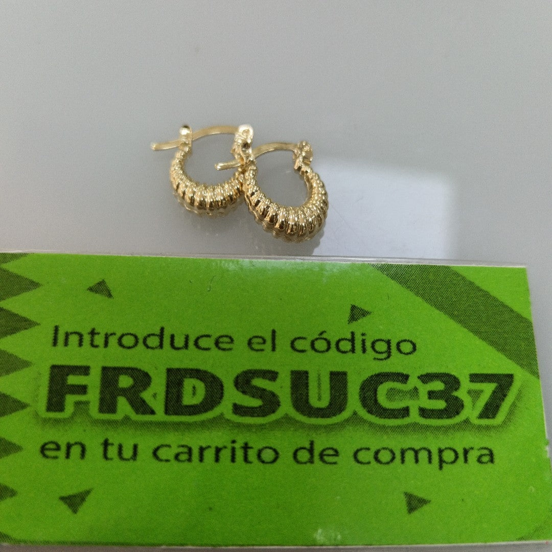 ARETES ARRACADA ESTRIADAS 14K 1.1 GR (NUEVO)