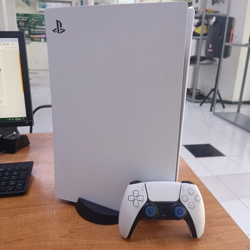 CONSOLA DE VIDEOJUEGO SONY PS5 825 SSD (SEMINUEVO)