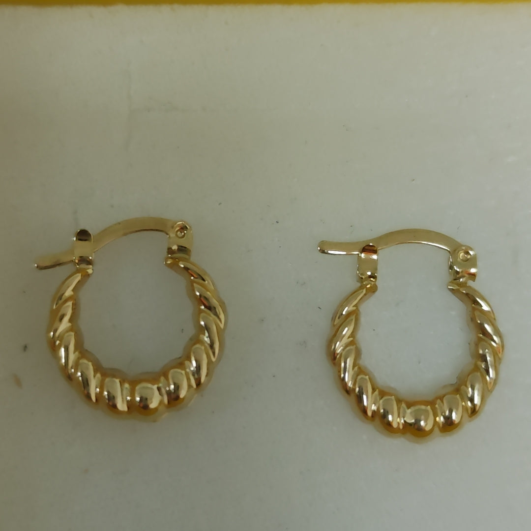 ARETES ARRACADAS TZL HUECAS 14K 1.6 GR (NUEVO)