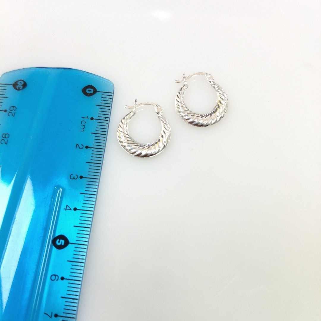 ARETES PAR PLATA 1.8 GRMS (SEMINUEVO)
