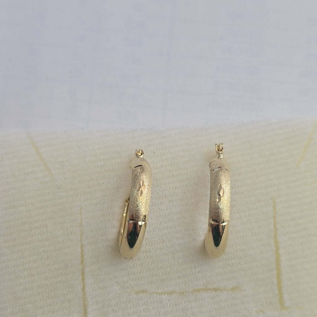 ARETES TEJIDO ARRACADA SATINADA 14K 2.6 GR (NUEVO)