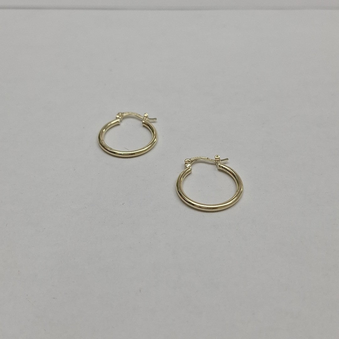 ARETES TEJIDO ARRACADAS LISAS 14K 1.2 GR (NUEVO)