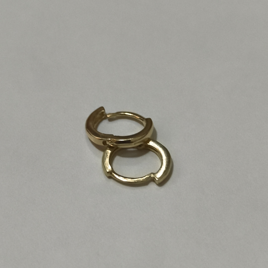 ARETES HUGGIE 14K 1.3 GR (NUEVO)