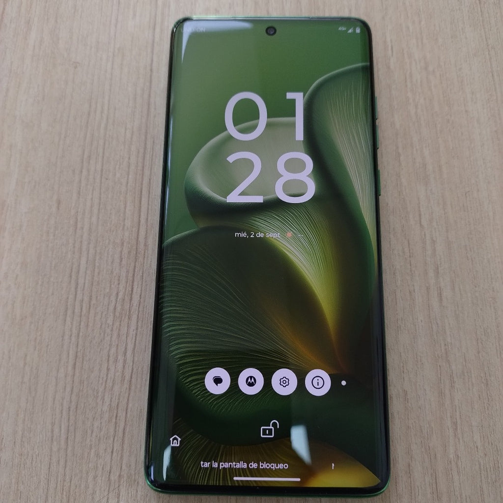 CELULAR MOTOROLA EDGE 60 XT2505-3 (2025) 512 GB 12 GB RAM (SEMINUEVO)