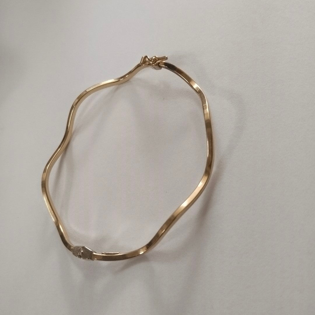 PULSERA RIGIDA ORO 14 K 3.2 GRMS (SEMINUEVO)