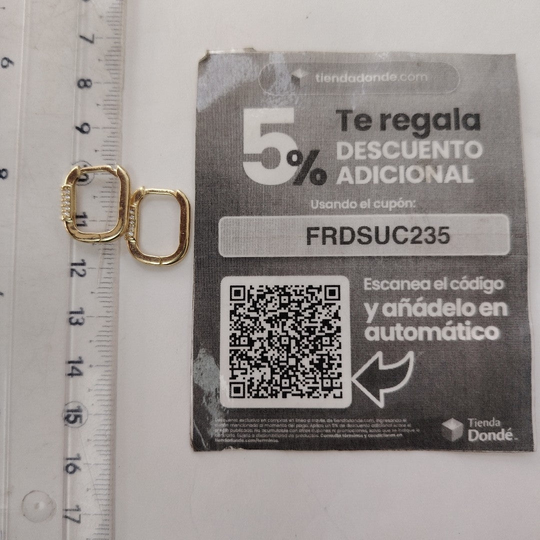 ARETES HUGGIES OVALADA C CIRCONIAS 14K 2.5 GR (NUEVO)