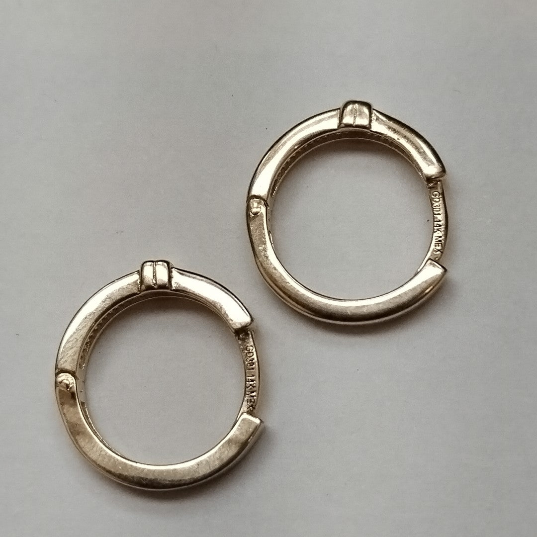 ARETES HUGGIES C CIRCONIA 14K 1.9 GR (NUEVO)