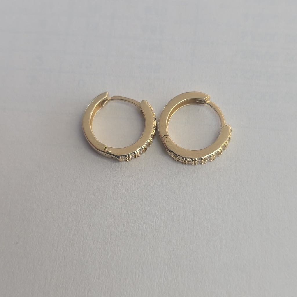 ARETES HUGGIES C CIRCONIA 14K 1.7 GR (NUEVO)