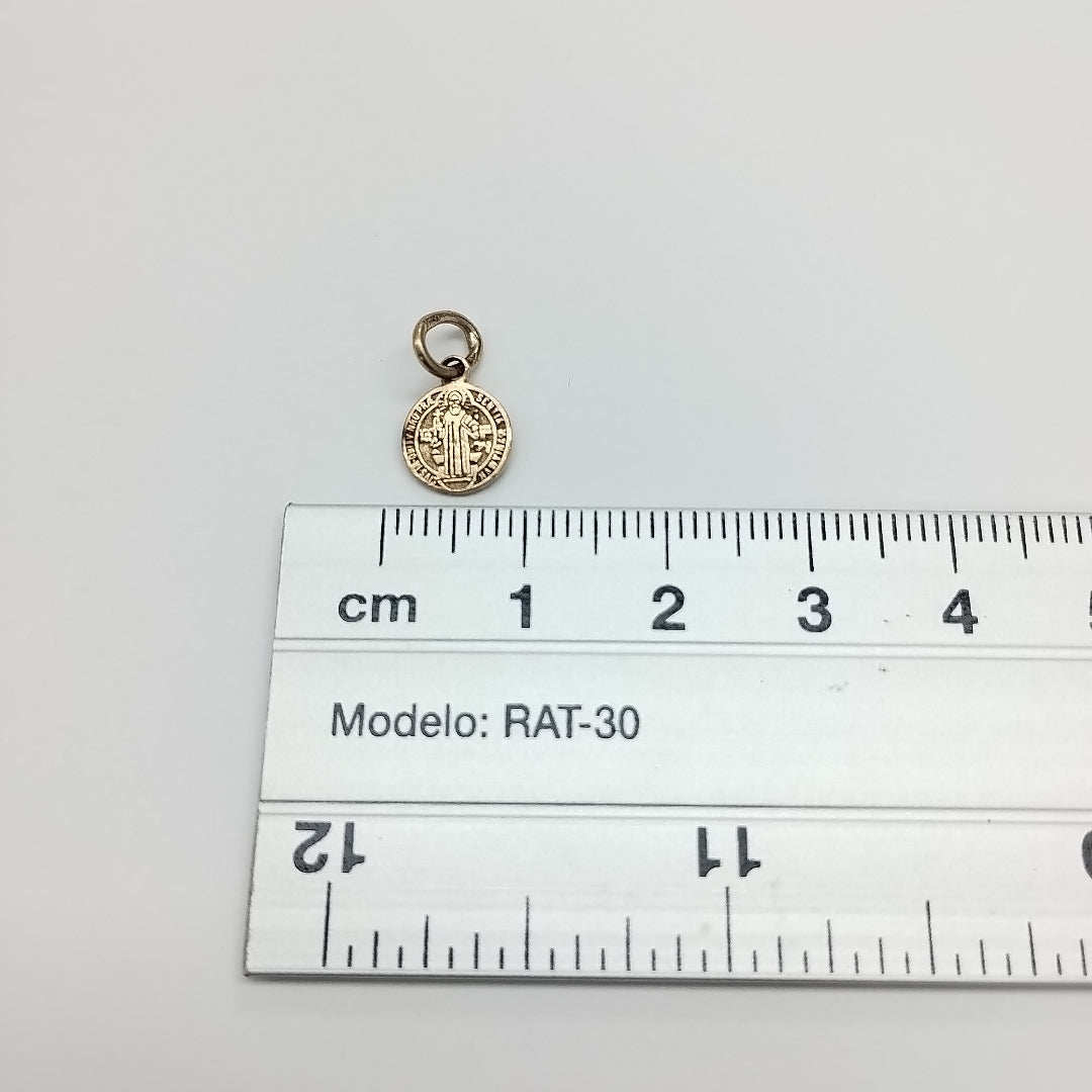 MEDALLA RELIGIOSA ORO 10 K 0.6 GRMS (SEMINUEVO)