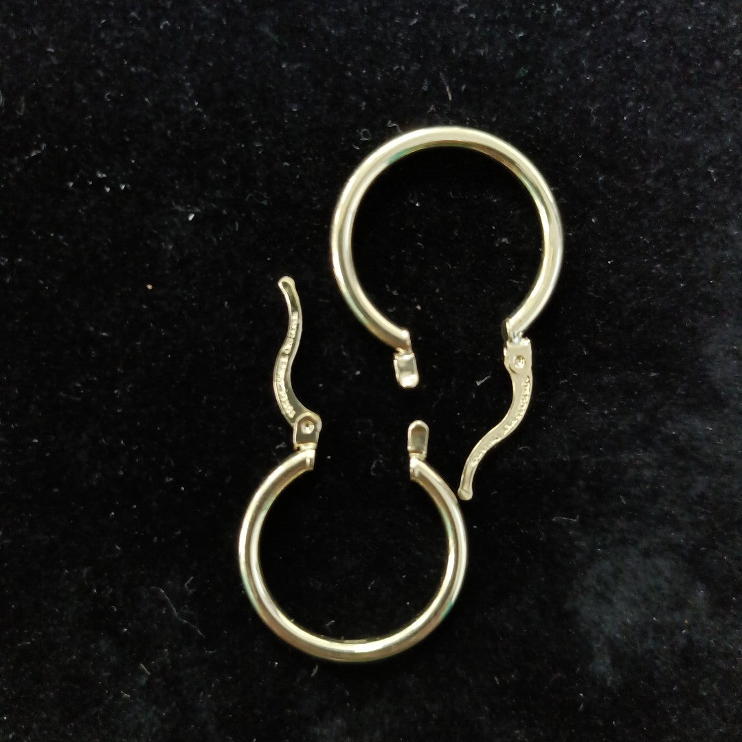 ARETES TEJIDO ARRACADAS LISAS 14K 1.2 GR (NUEVO)