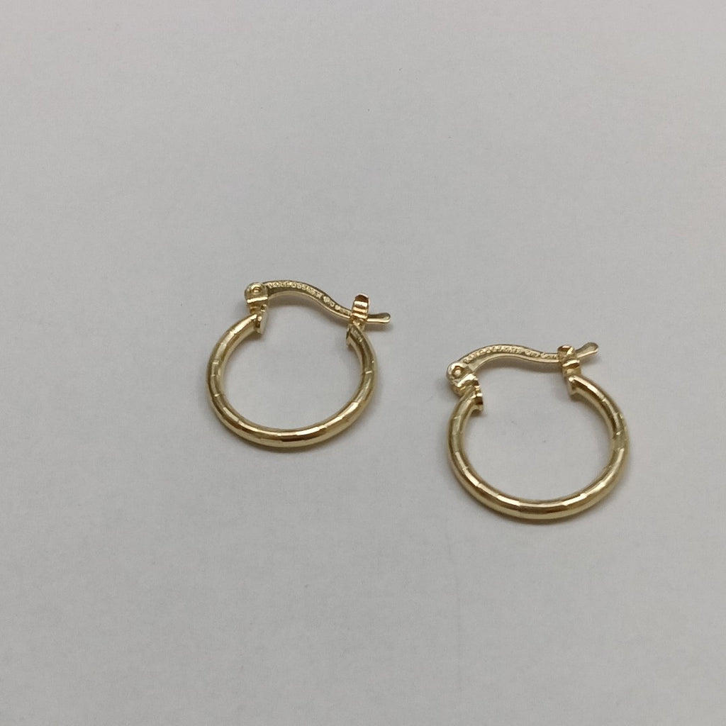 ARETES ARRACADAS ESTRIADAS 14K 1.4 GR (NUEVO)
