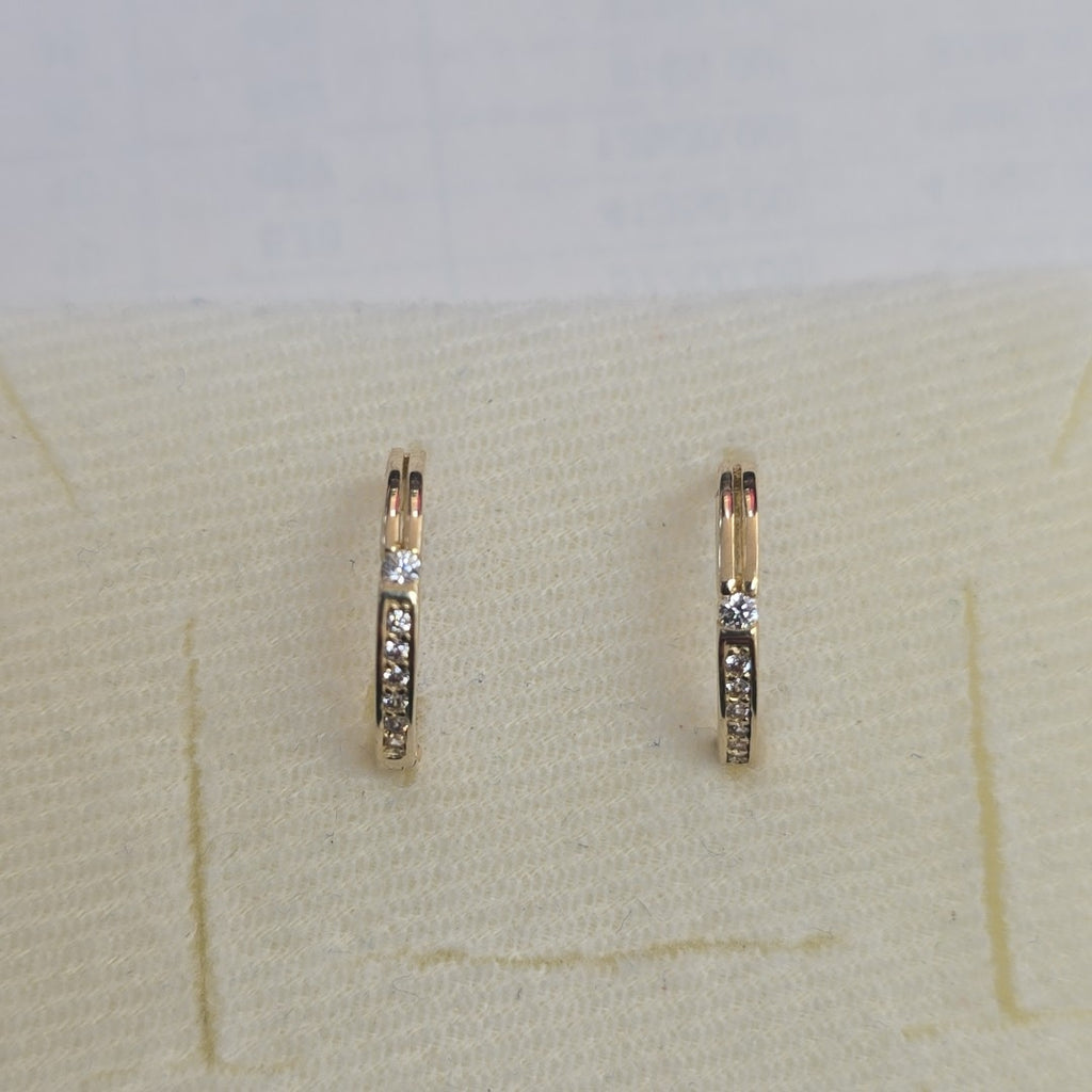 ARETES ARRACADAS LISAS 14K 2.3 GR (NUEVO)