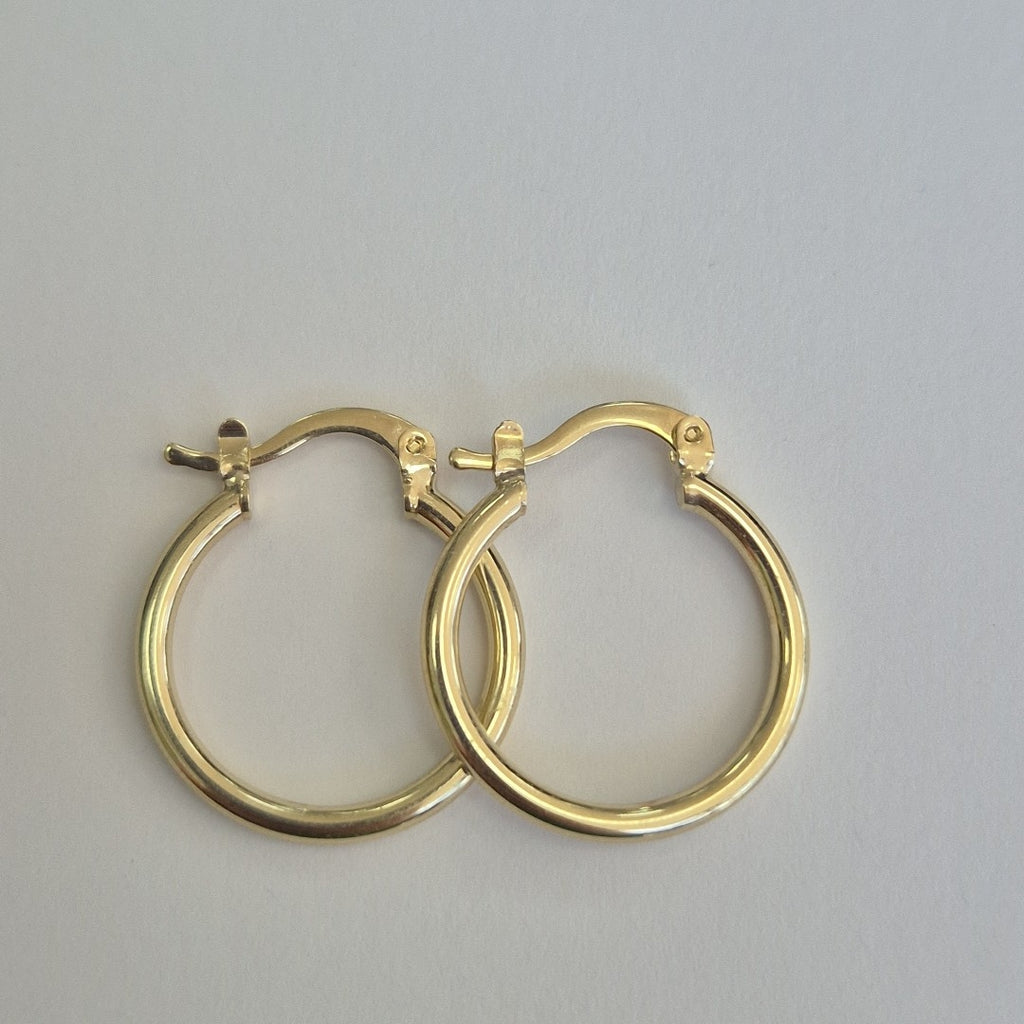 ARETES TEJIDO ARRACADAS LISAS 14K 1.2 GR (NUEVO)