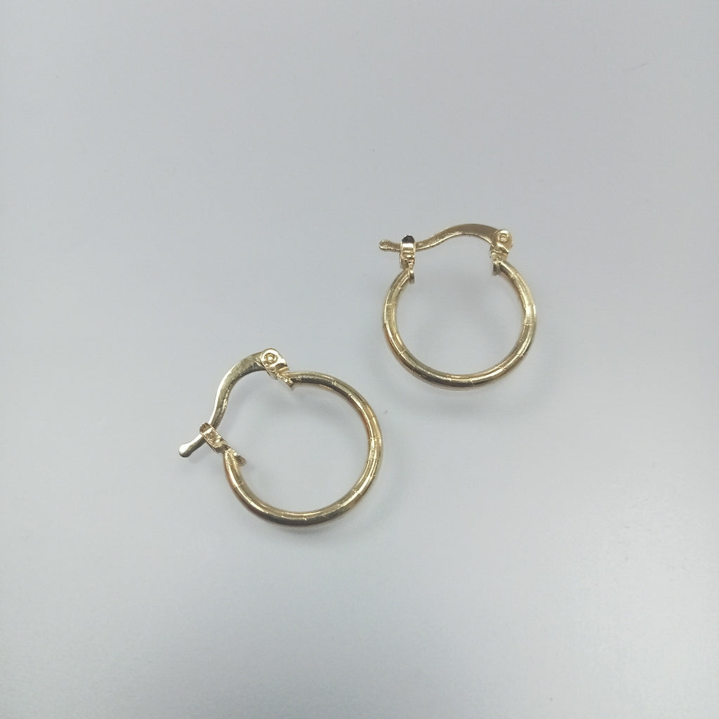 ARETES ARRACADAS ESTRIADAS 14K 1.4 GR (NUEVO)