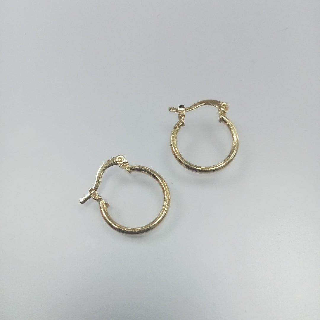 ARETES ARRACADAS ESTRIADAS 14K 1.4 GR (NUEVO)