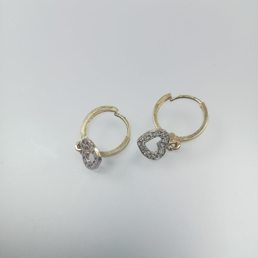 ARETES HUGGIES CON DIJE CORAZON Y CIRCONIAS 14K 2 GR (NUEVO)