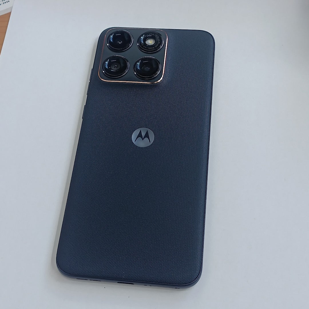 CELULAR MOTOROLA EDGE 70 FUSION XT2605-3 (2026) 256 GB 8 GB RAM (SEMINUEVO)