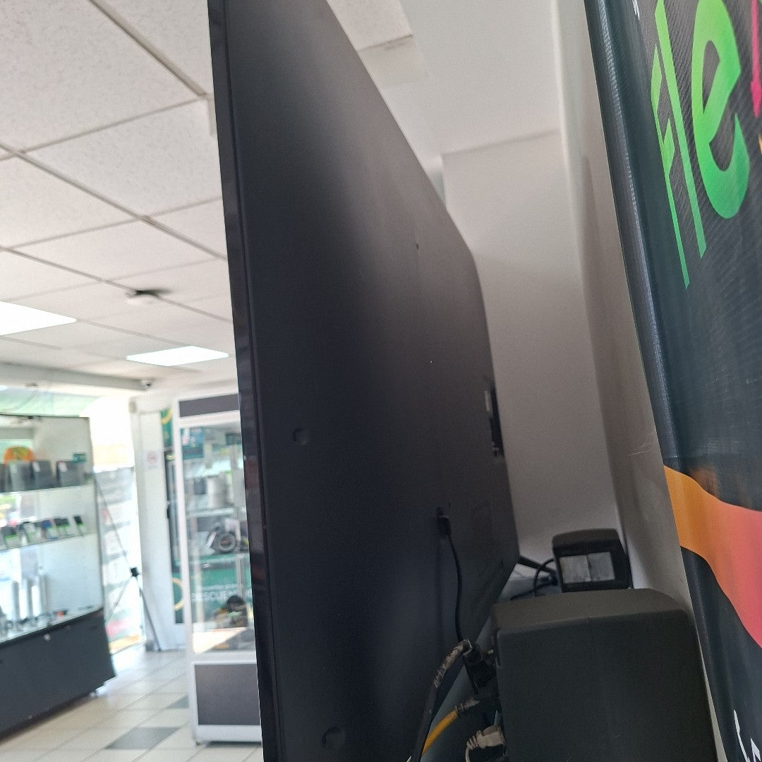 PANTALLA LG 70UN7100PUA (2021) 70" LED 4K (SEMINUEVO)